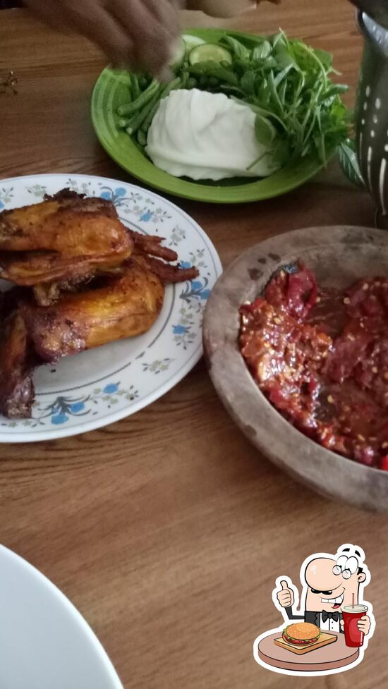 Rumah Makan Sri Jaya: Santapan Harian yang Menghampiri Jiwa Cilacap